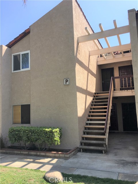 700 W La Veta Ave #P2, Orange, CA 92868