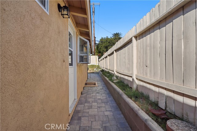 Detail Gallery Image 44 of 45 For 16433 Kingsbury St, Granada Hills,  CA 91344 - 4 Beds | 2 Baths