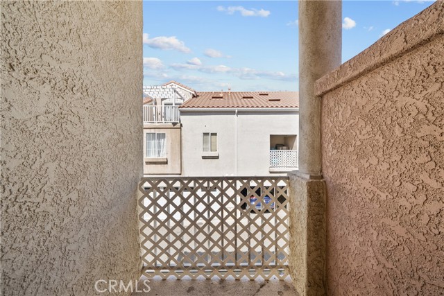 Detail Gallery Image 18 of 33 For 18122 Flynn Dr #3106,  Canyon Country,  CA 91387 - 2 Beds | 3 Baths