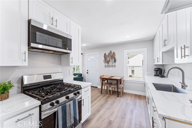 4400 Homer Street, Los Angeles CA: https://media.crmls.org/medias/71d9d75a-b989-4eda-9707-c87ed67730f9.jpg