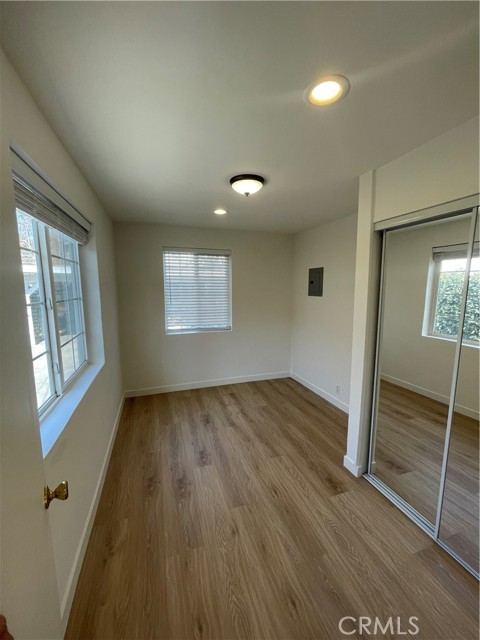Detail Gallery Image 8 of 10 For 4021 Sequoia St, Los Angeles,  CA 90039 - 2 Beds | 1 Baths