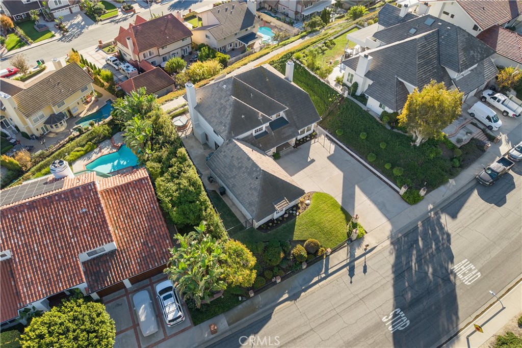 MLS #OC25231076 image #48