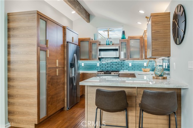 3003 Johnston Avenue, Redondo Beach, California 90278, 3 Bedrooms Bedrooms, ,2 BathroomsBathrooms,Residential,Sold,Johnston,SB22044317
