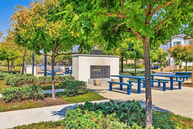 Detail Gallery Image 41 of 54 For 16040 Jamie Ln #8,  Fontana,  CA 92336 - 3 Beds | 2 Baths