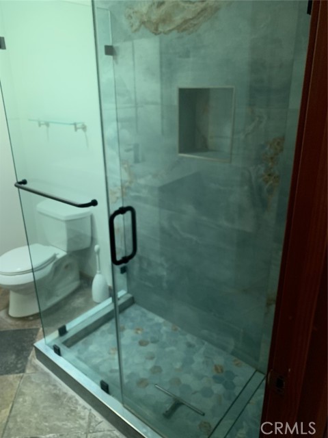 Detail Gallery Image 32 of 44 For 1718 Cleveland Rd, Glendale,  CA 91202 - 3 Beds | 3 Baths