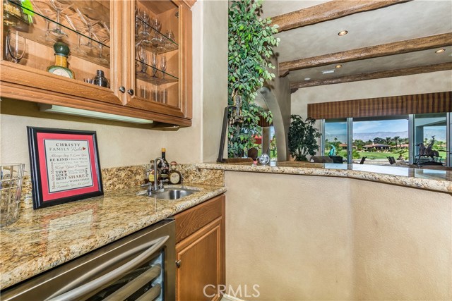 Detail Gallery Image 18 of 75 For 122 Royal Saint Georges Way, Rancho Mirage,  CA 92270 - 4 Beds | 4/1 Baths