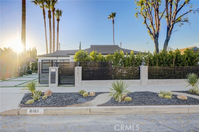 Detail Gallery Image 19 of 72 For 8161 Encino Ave, Northridge,  CA 91325 - 4 Beds | 3 Baths