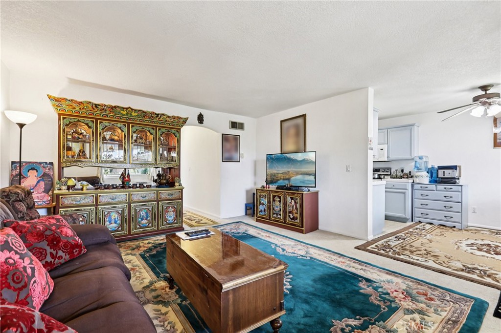 2094 Grand Ave - photo 6