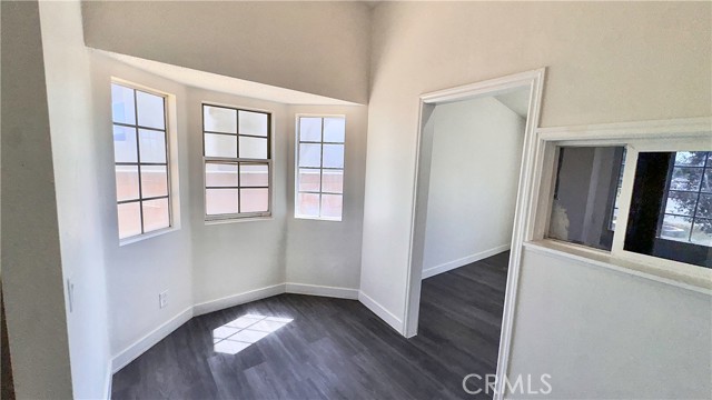 Detail Gallery Image 8 of 25 For 1053 N Brierwood Ave, Rialto,  CA 92376 - 4 Beds | 2 Baths