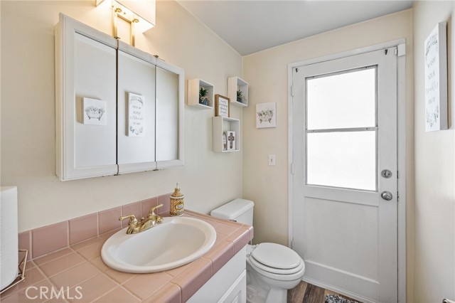 5644 Wadsworth Avenue, Highland CA: https://media.crmls.org/medias/71e21695-7b6c-4c6f-954c-f93605c541e8.jpg