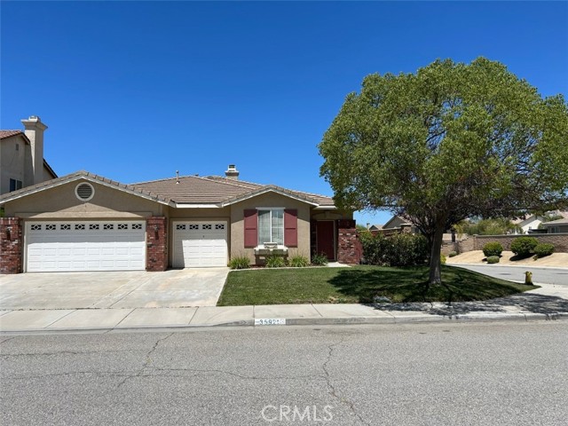Detail Gallery Image 1 of 31 For 35921 Camelot Cir, Wildomar,  CA 92595 - 4 Beds | 2/1 Baths