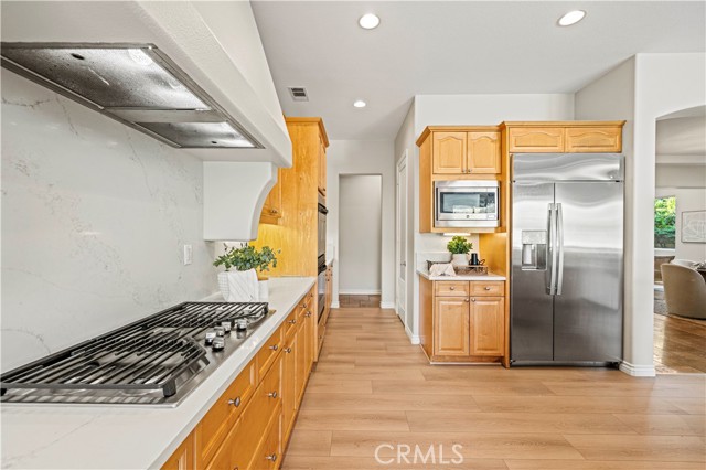 Image 47 of 52 For 24986 Greensbrier Drive
