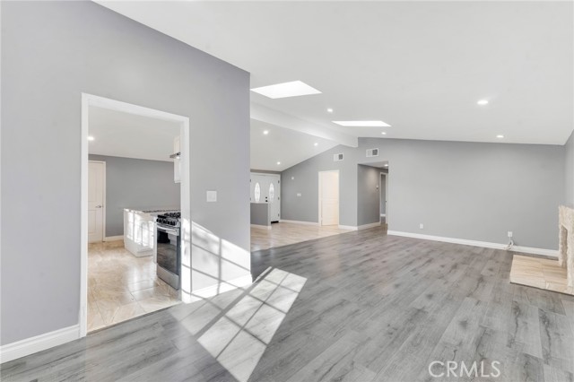 Detail Gallery Image 9 of 43 For 20416 Coulson, Woodland Hills,  CA 91367 - 3 Beds | 2/1 Baths