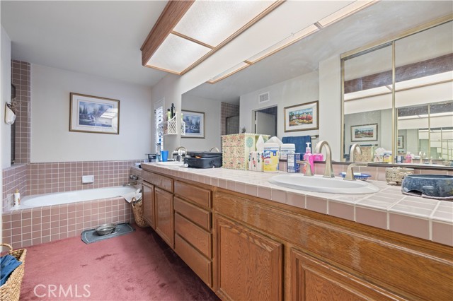 Detail Gallery Image 12 of 22 For 24103 Clearbank, Newhall,  CA 91321 - 4 Beds | 3 Baths