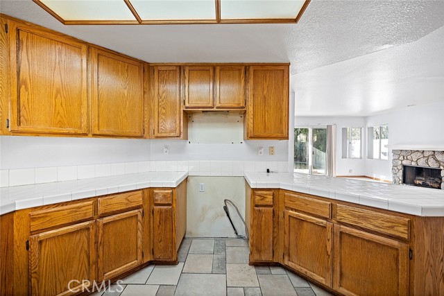 Detail Gallery Image 15 of 61 For 23805 Lake Vista Dr, Moreno Valley,  CA 92557 - 3 Beds | 2/1 Baths