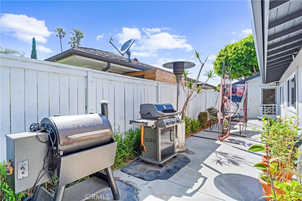 MLS #OC25137424 img 40