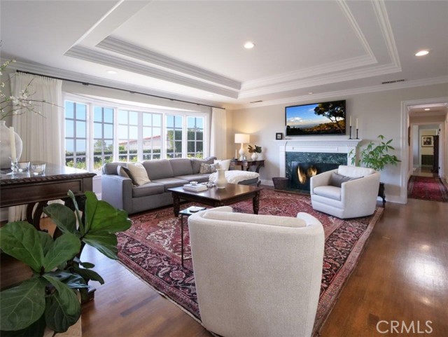 Detail Gallery Image 19 of 46 For 1300 Granvia Altamira, Palos Verdes Estates,  CA 90274 - 4 Beds | 3/2 Baths