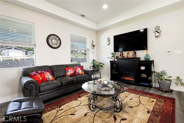 Detail Gallery Image 7 of 44 For 6399 Shade Tree Ln, Paradise,  CA 95969 - 3 Beds | 2 Baths