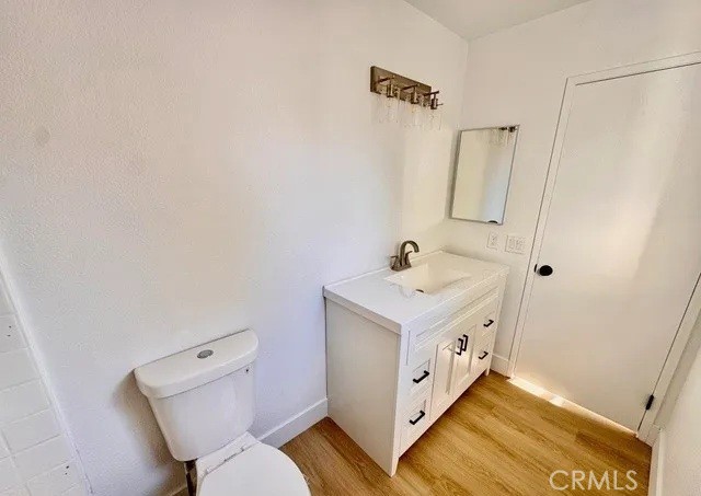 https://media.crmls.org/medias/71e48abd-5bfd-4eb5-8151-9568f836f8c6.jpg?preset=X-Large