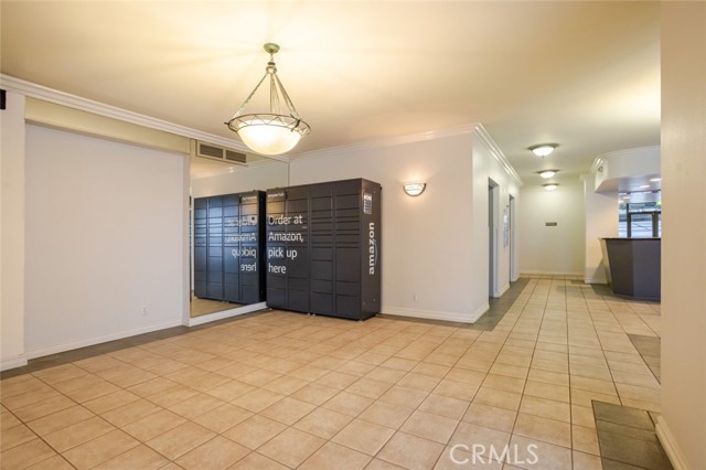 Detail Gallery Image 3 of 29 For 321 S San Vicente Bld #505,  Los Angeles,  CA 90048 - 1 Beds | 2 Baths