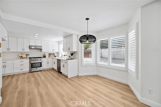 Detail Gallery Image 10 of 39 For 5731 5731 Applecross, Riverside,  CA 92507 - 3 Beds | 2/1 Baths