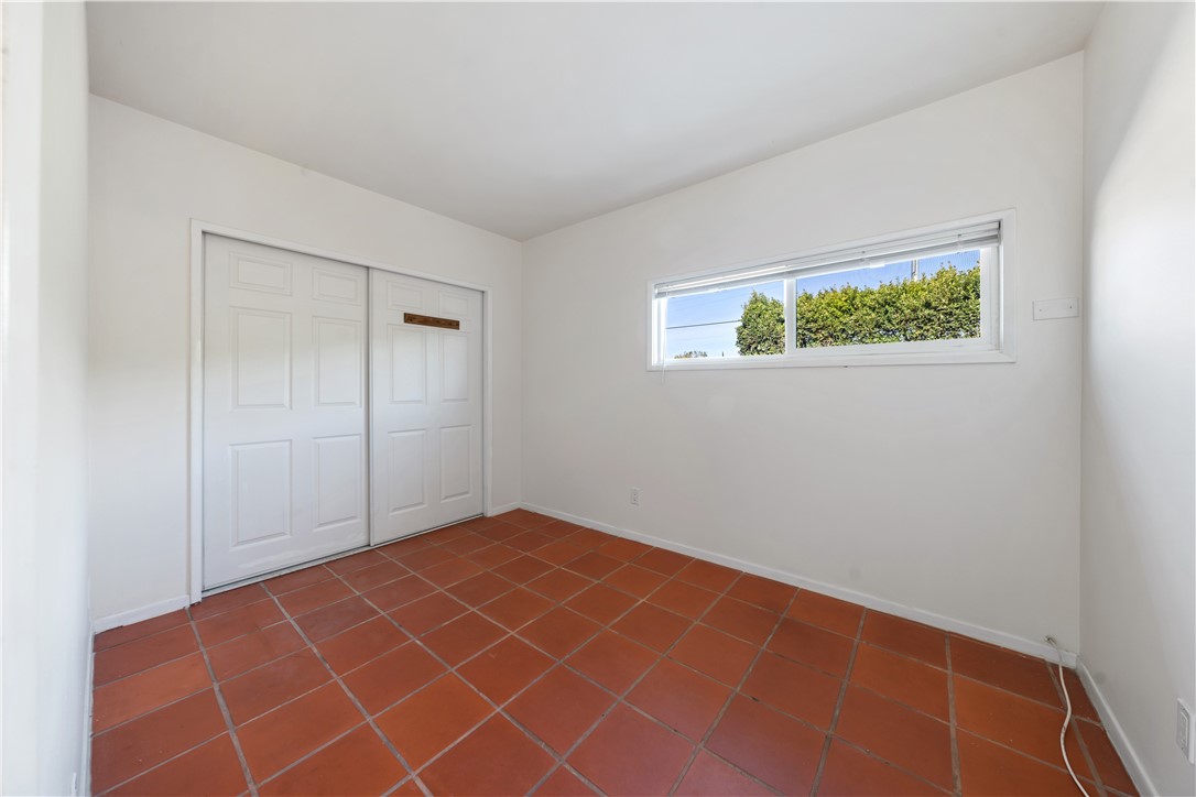 Detail Gallery Image 39 of 44 For 868 Royal Ave, Simi Valley,  CA 93065 - 3 Beds | 2 Baths