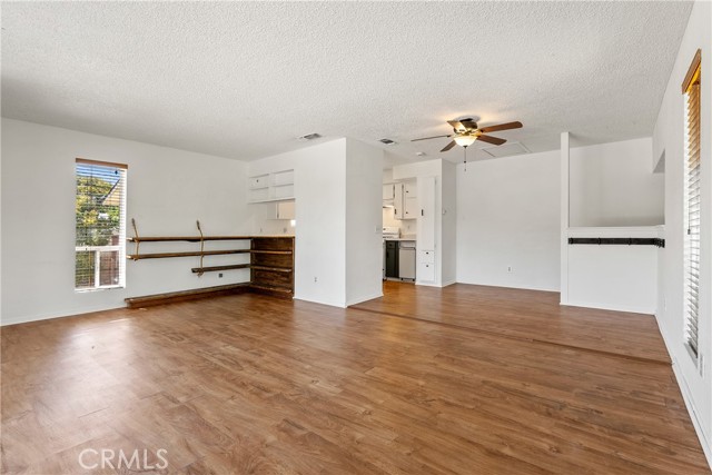 Detail Gallery Image 14 of 40 For 22550 J St, Santa Margarita,  CA 93453 - 3 Beds | 2/1 Baths