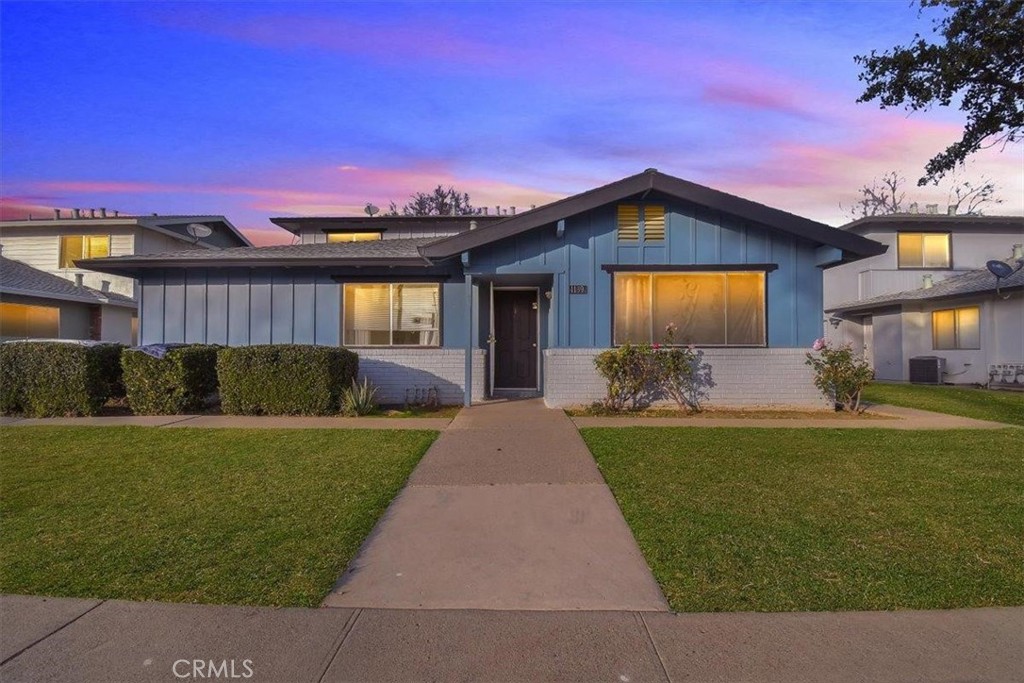 1139 Casita Drive #1