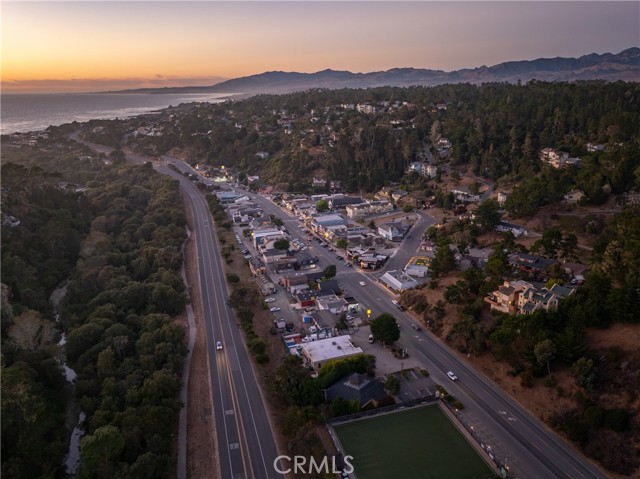 Detail Gallery Image 6 of 51 For 904 Hartford St, Cambria,  CA 93428 - 3 Beds | 3 Baths