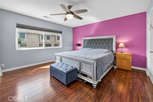 Detail Gallery Image 16 of 31 For 7046 De Celis Pl #7,  Lake Balboa,  CA 91406 - 2 Beds | 2/1 Baths