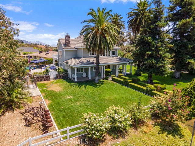 1033 Kimbark Avenue, San Bernardino CA: https://media.crmls.org/medias/71e9e883-11ce-47c5-8e27-094cb4093c4a.jpg