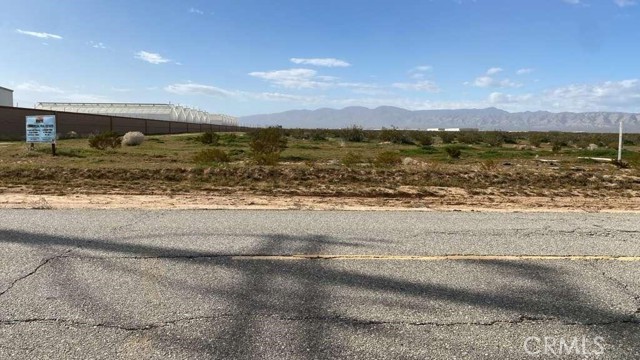 Detail Gallery Image 4 of 17 For 0 Neuralia Rd, California City,  CA 93505 - – Beds | – Baths