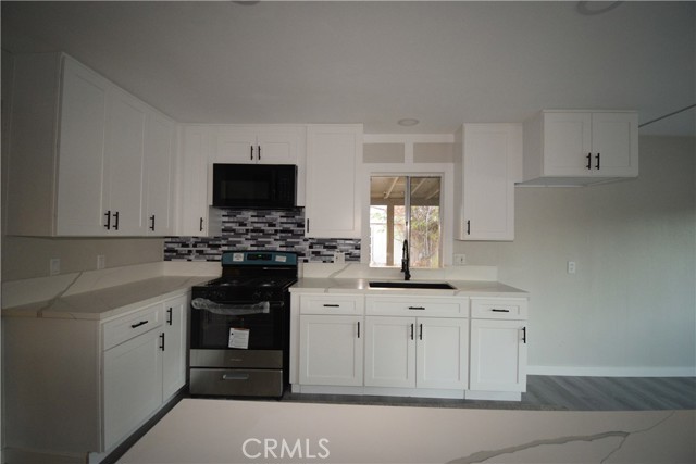 Detail Gallery Image 8 of 18 For 49325 Blanche Ave, Cabazon,  CA 92230 - 3 Beds | 2 Baths