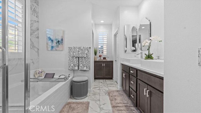 Detail Gallery Image 8 of 23 For 7371 Garnet Ridge, Jurupa Valley,  CA 92509 - 4 Beds | 3/1 Baths