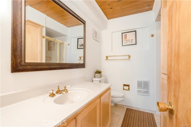 Detail Gallery Image 16 of 39 For 1954 Nob Hill Dr, Running Springs,  CA 92382 - 4 Beds | 2 Baths