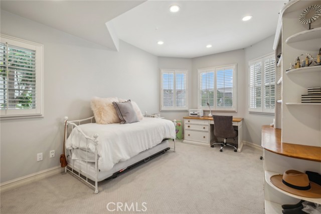 Detail Gallery Image 21 of 36 For 24 Cape Woodbury, Newport Beach,  CA 92660 - 5 Beds | 4/1 Baths