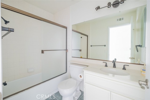 Image 25 of 38 For 315 Spinnaker Way