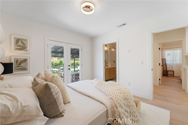 2653 Corning Street, Los Angeles, California 90034, 4 Bedrooms Bedrooms, ,4 BathroomsBathrooms,Single Family Residence,For Sale,Corning,SR24171999