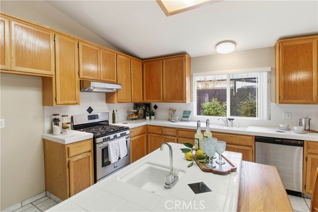 Detail Gallery Image 9 of 41 For 2128 Spy Glass Ct, Merced,  CA 95340 - 4 Beds | 2 Baths