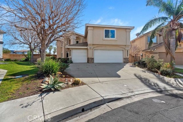 Detail Gallery Image 6 of 69 For 4903 Edmonton, Fontana,  CA 92336 - 4 Beds | 2/1 Baths