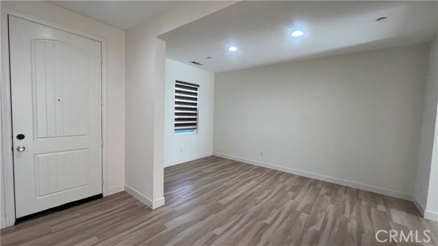 Detail Gallery Image 19 of 21 For 20349 Barrel, Riverside,  CA 92507 - 5 Beds | 3/1 Baths