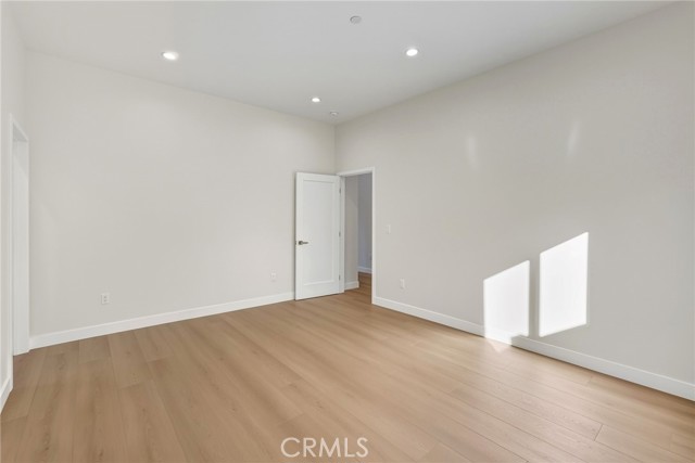 Detail Gallery Image 11 of 25 For 16140 Mayall St, North Hills,  CA 91343 - 3 Beds | 2 Baths