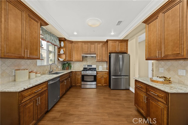 518 W Bencamp Street, San Gabriel CA: https://media.crmls.org/medias/71ef0b13-6bc9-4de5-b270-a284e4b66763.jpg