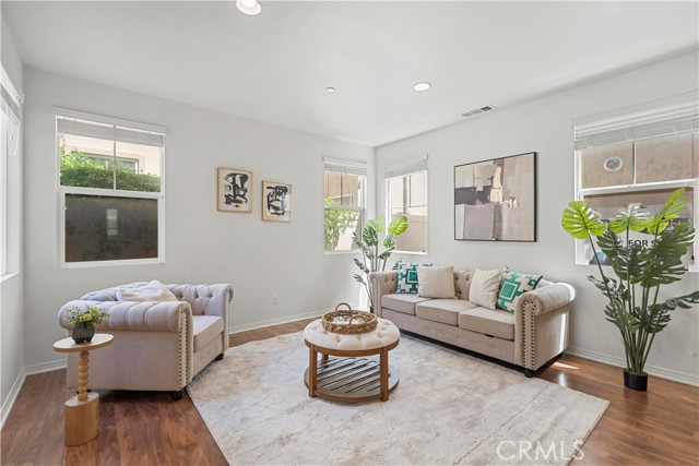 14681 Marist Lane, Chino CA: https://media.crmls.org/medias/71f00241-07d5-457e-95a9-b9e944a1406f.jpg