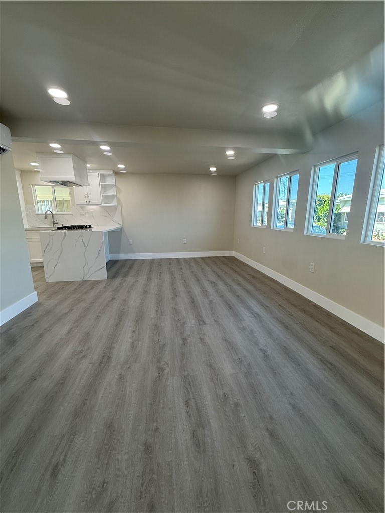 MLS #OC25236840 image #5