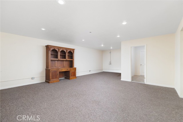 Image 37 of 75 For 30550 Stein Way