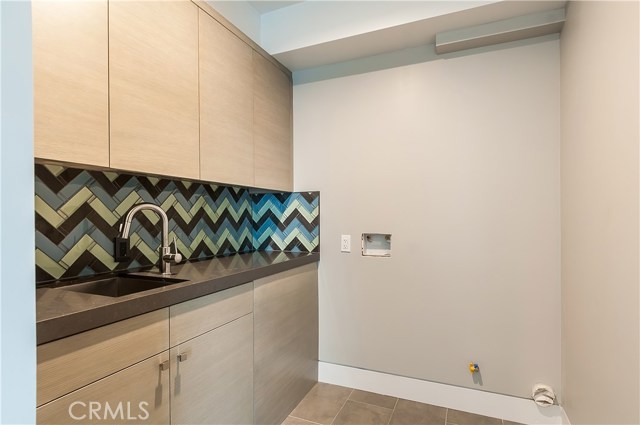 1635 Palm Drive, Hermosa Beach, California 90254, 4 Bedrooms Bedrooms, ,3 BathroomsBathrooms,Residential,Sold,Palm,SB17135203