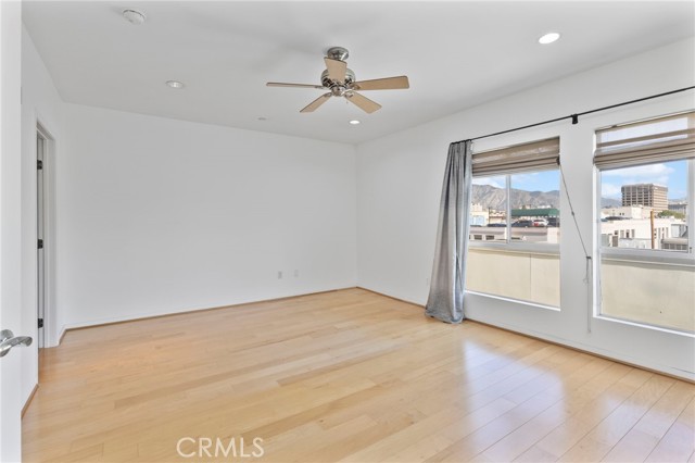 Detail Gallery Image 8 of 19 For 159 W Green, Pasadena,  CA 91105 - 1 Beds | 1 Baths