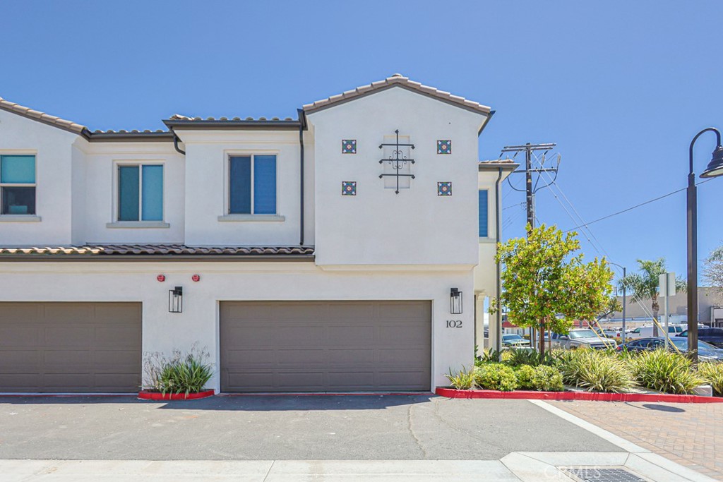 17540 Cameron #102