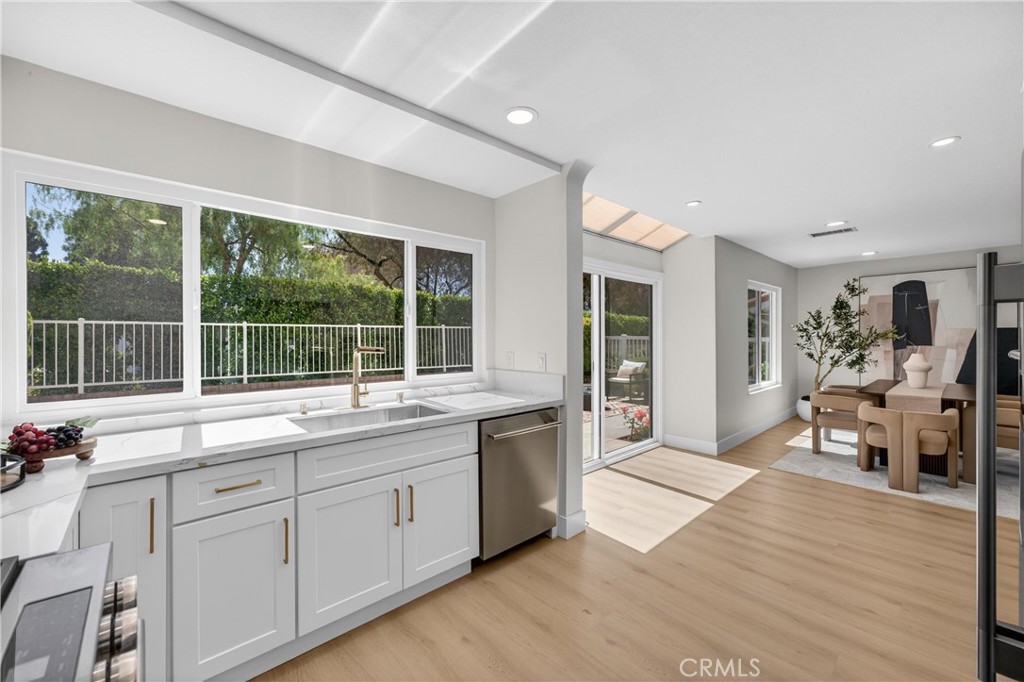 MLS #OC26093723 image #27